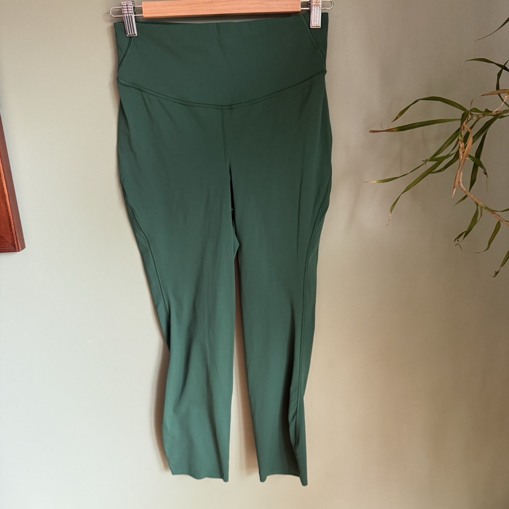 Lululemon Womens Base Pace High-Rise Crop 23" Br Tights In Green | LW6BW8S  Sz 8